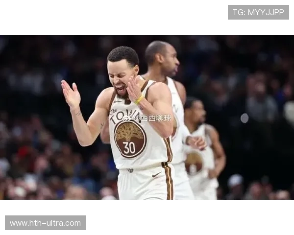 库里三分8中8轰30+10 勇士大胜76人回西部第九_NBA_新浪竞技风暴_新浪网-32767197